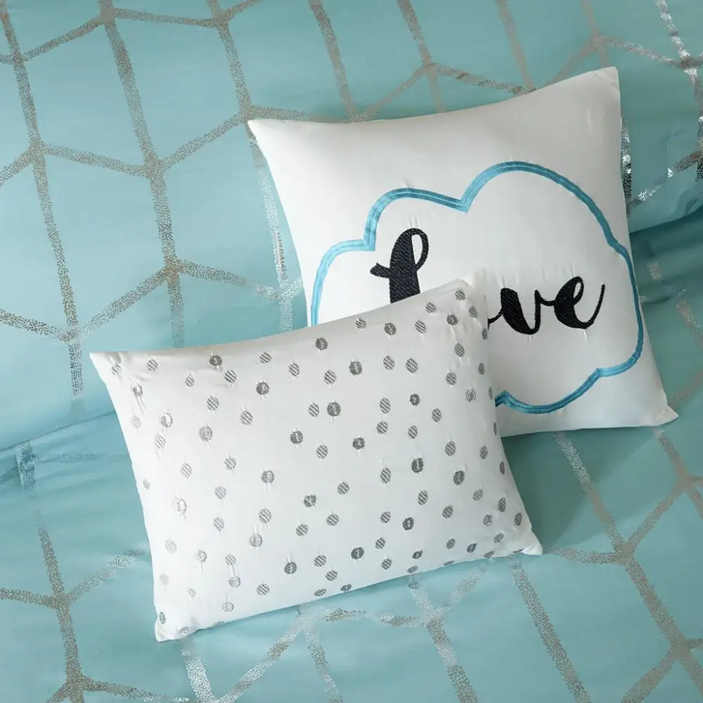 Decorative pillows from Aqua Silver Geometric Twin Comforter Set included in the set
